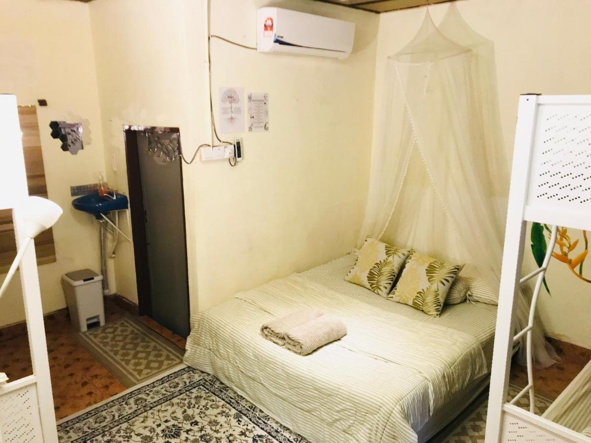 Dar Yasmine Motel Pantai Cenang  Kültér fotó